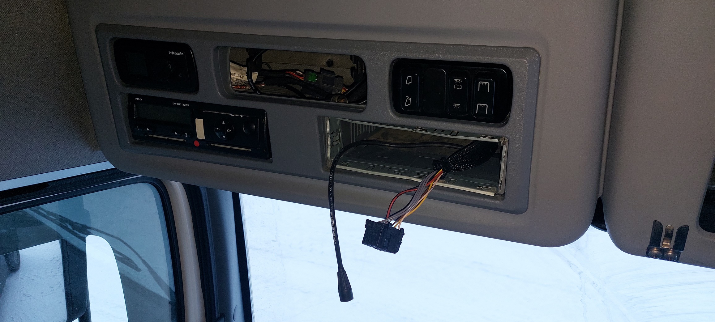 Седельный тягач КАМАЗ 5490-801-DC (газодизель) 2021 г. - фото 40