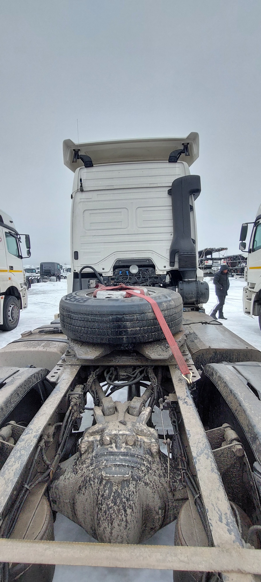 Седельный тягач КАМАЗ 5490-801-DC (газодизель) 2021 г. - фото 21