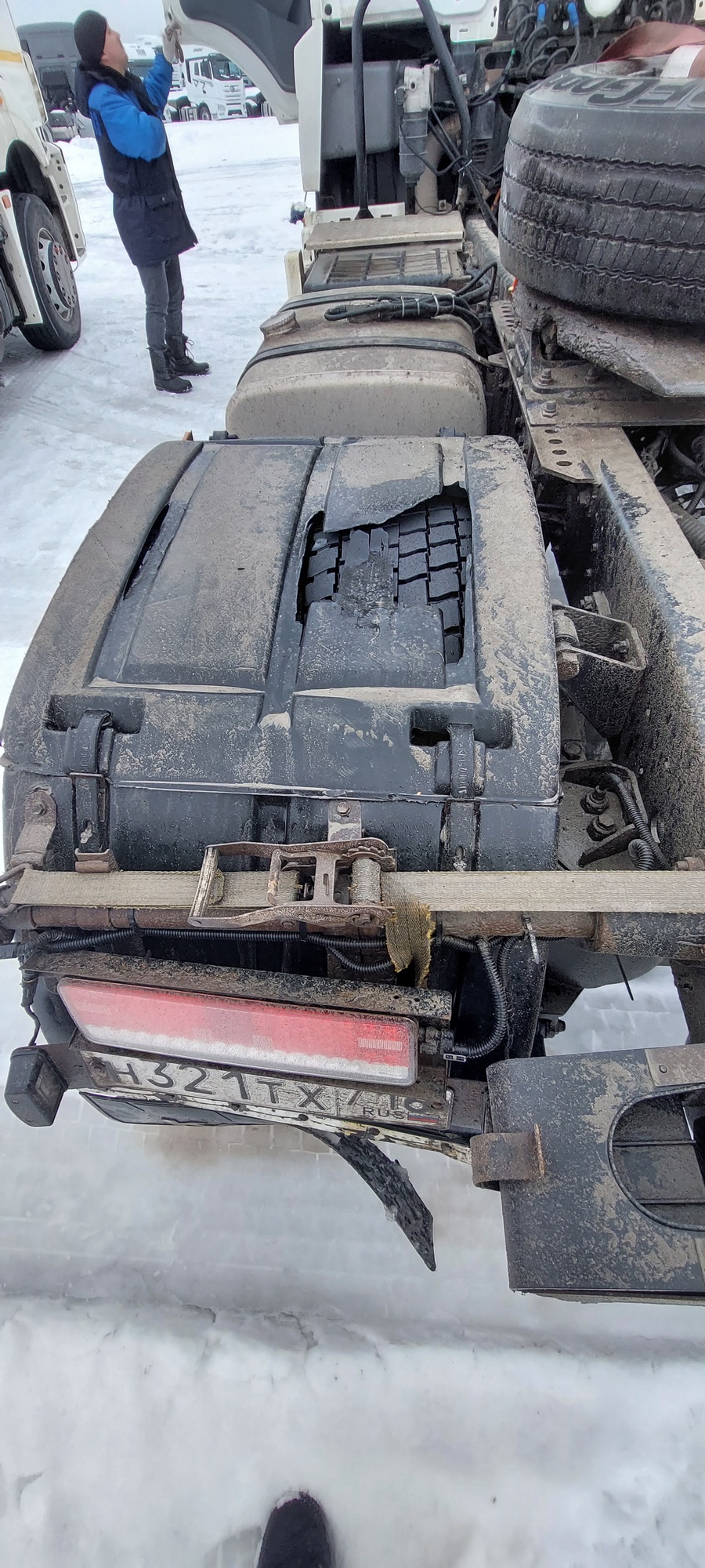 Седельный тягач КАМАЗ 5490-801-DC (газодизель) 2021 г. - фото 23