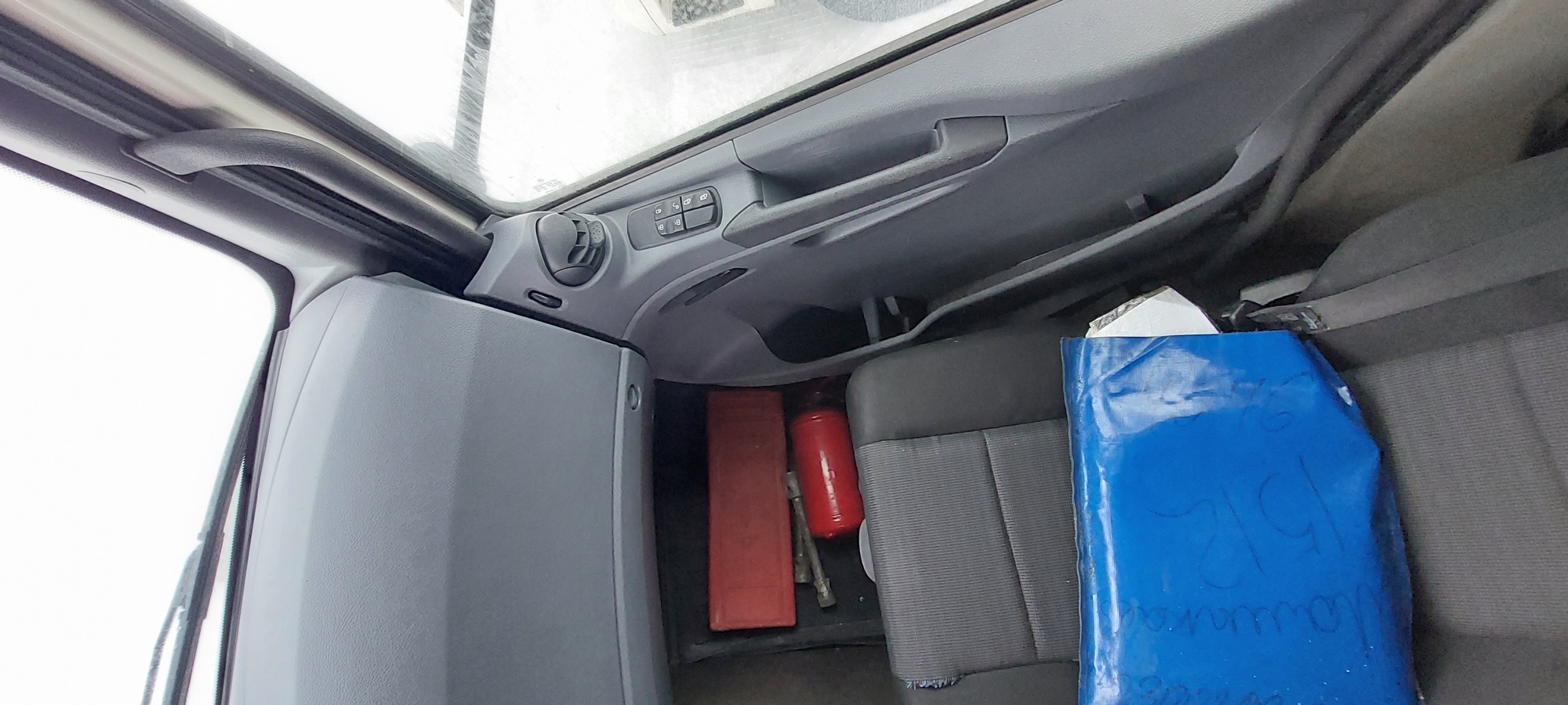 Седельный тягач КАМАЗ 5490-801-DC (газодизель) 2021 г. - фото 30