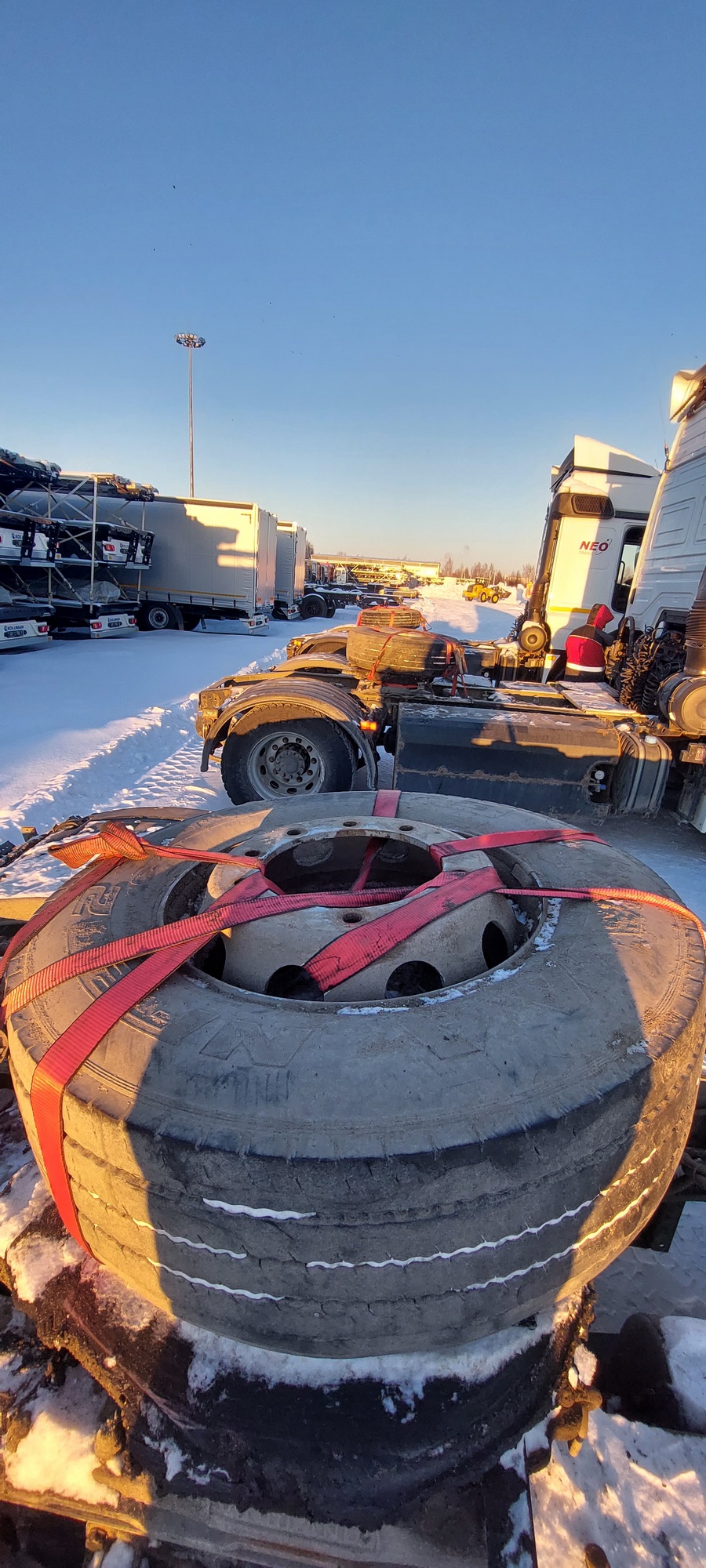 Седельный тягач КАМАЗ 5490-801-DC (газодизель) 2021 г. - фото 11