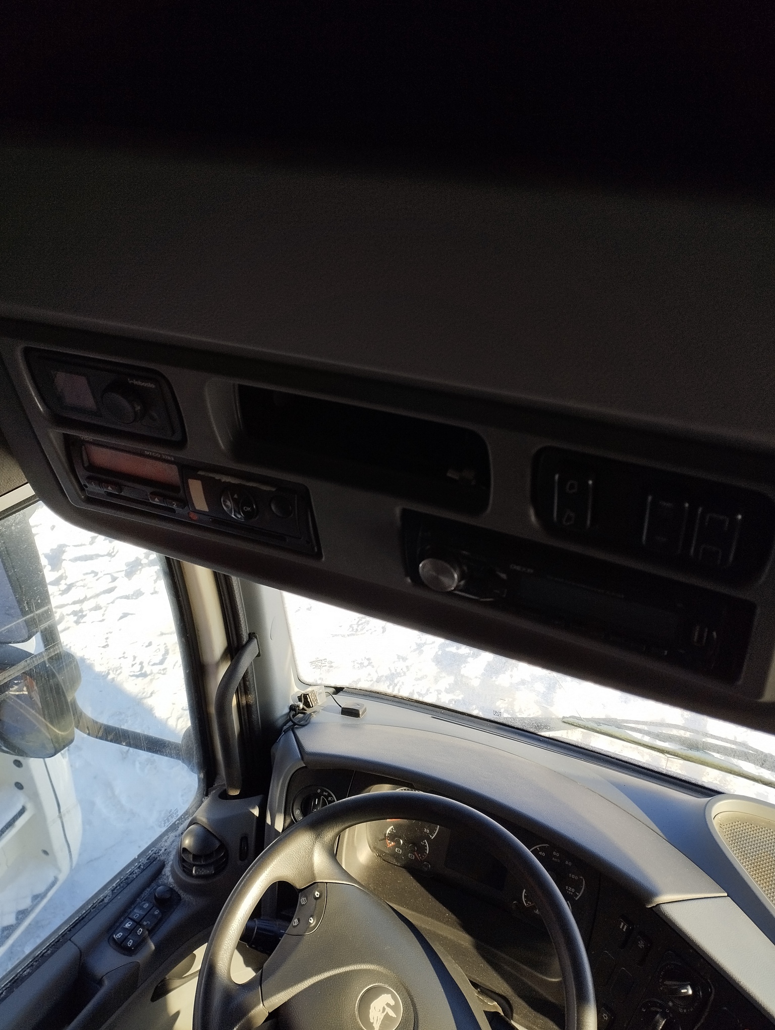 Седельный тягач КАМАЗ 5490-801-DC (газодизель) 2021 г. - фото 38