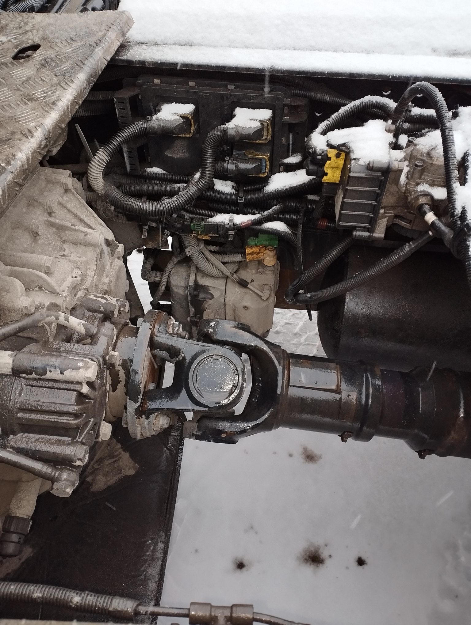 Седельный тягач КАМАЗ 5490-801-DC (газодизель) 2021 г. - фото 35