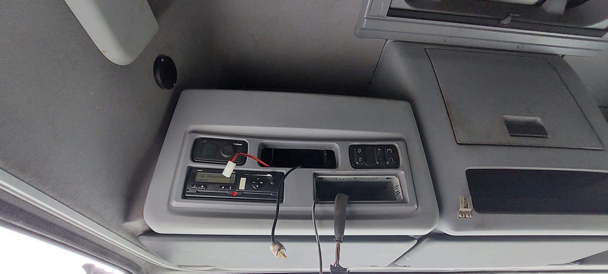 Седельный тягач КАМАЗ 5490-801-DC (газодизель) 2021 г. - фото 37