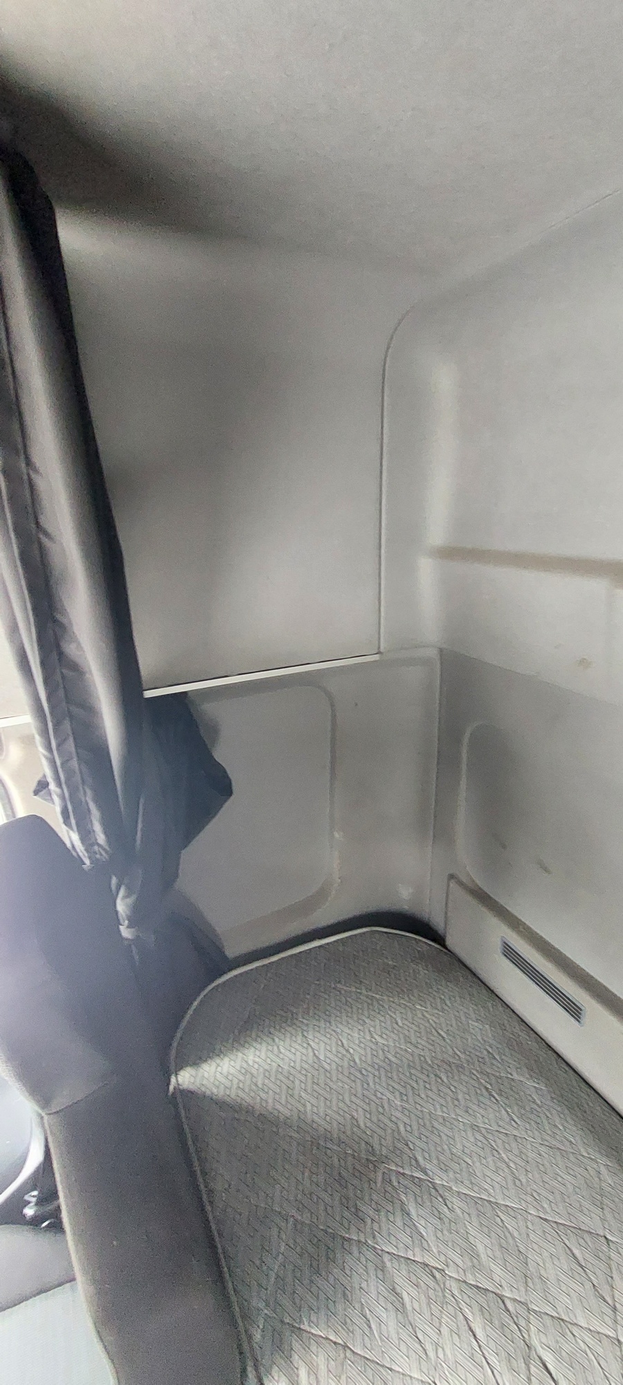 Седельный тягач КАМАЗ 5490-801-DC (газодизель) 2021 г. - фото 47