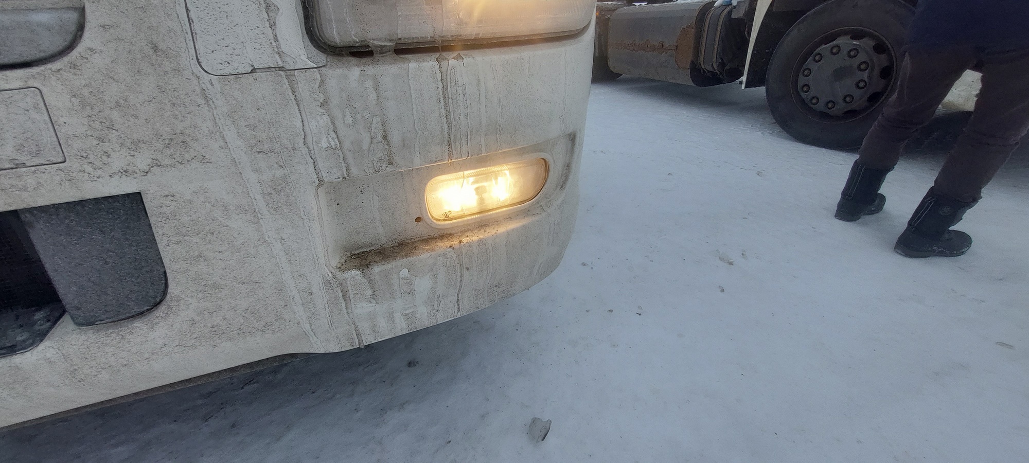 Седельный тягач КАМАЗ 5490-801-DC (газодизель) 2021 г. - фото 5