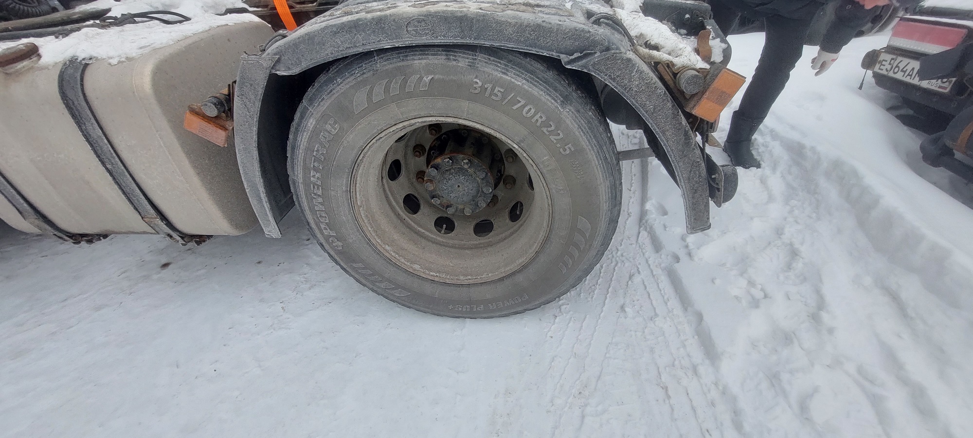 Седельный тягач КАМАЗ 5490-801-DC (газодизель) 2021 г. - фото 23