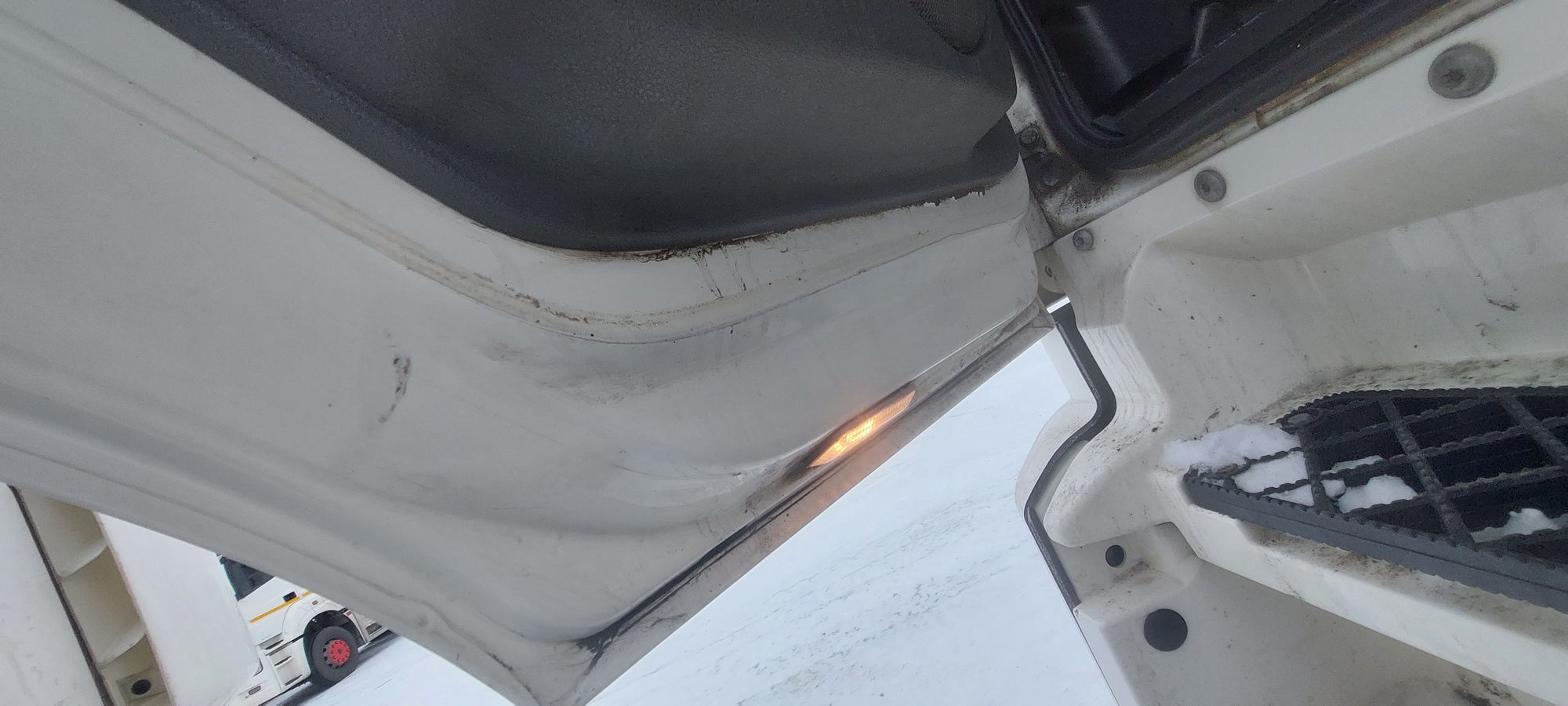 Седельный тягач КАМАЗ 5490-801-DC (газодизель) 2021 г. - фото 31