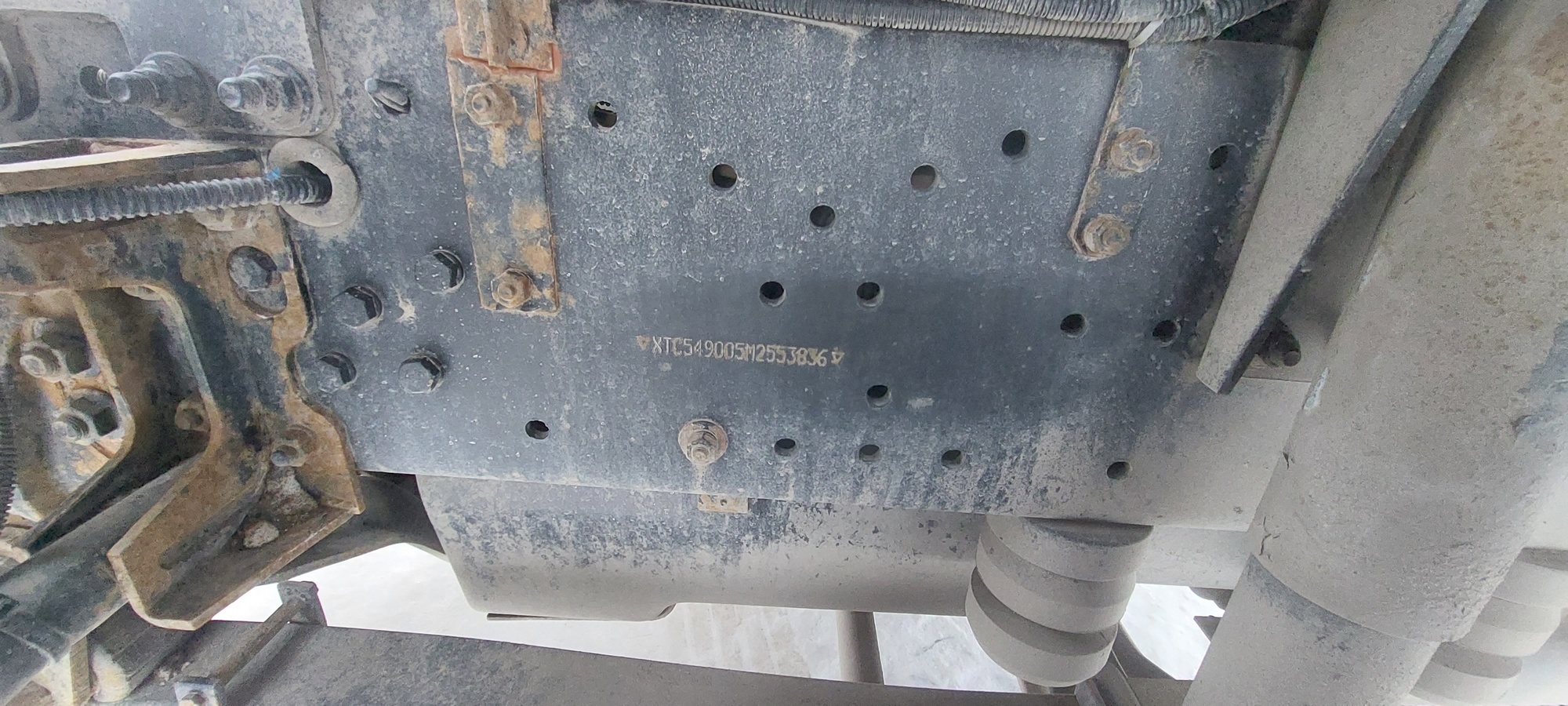 Седельный тягач КАМАЗ 5490-801-DC (газодизель) 2021 г. - фото 46