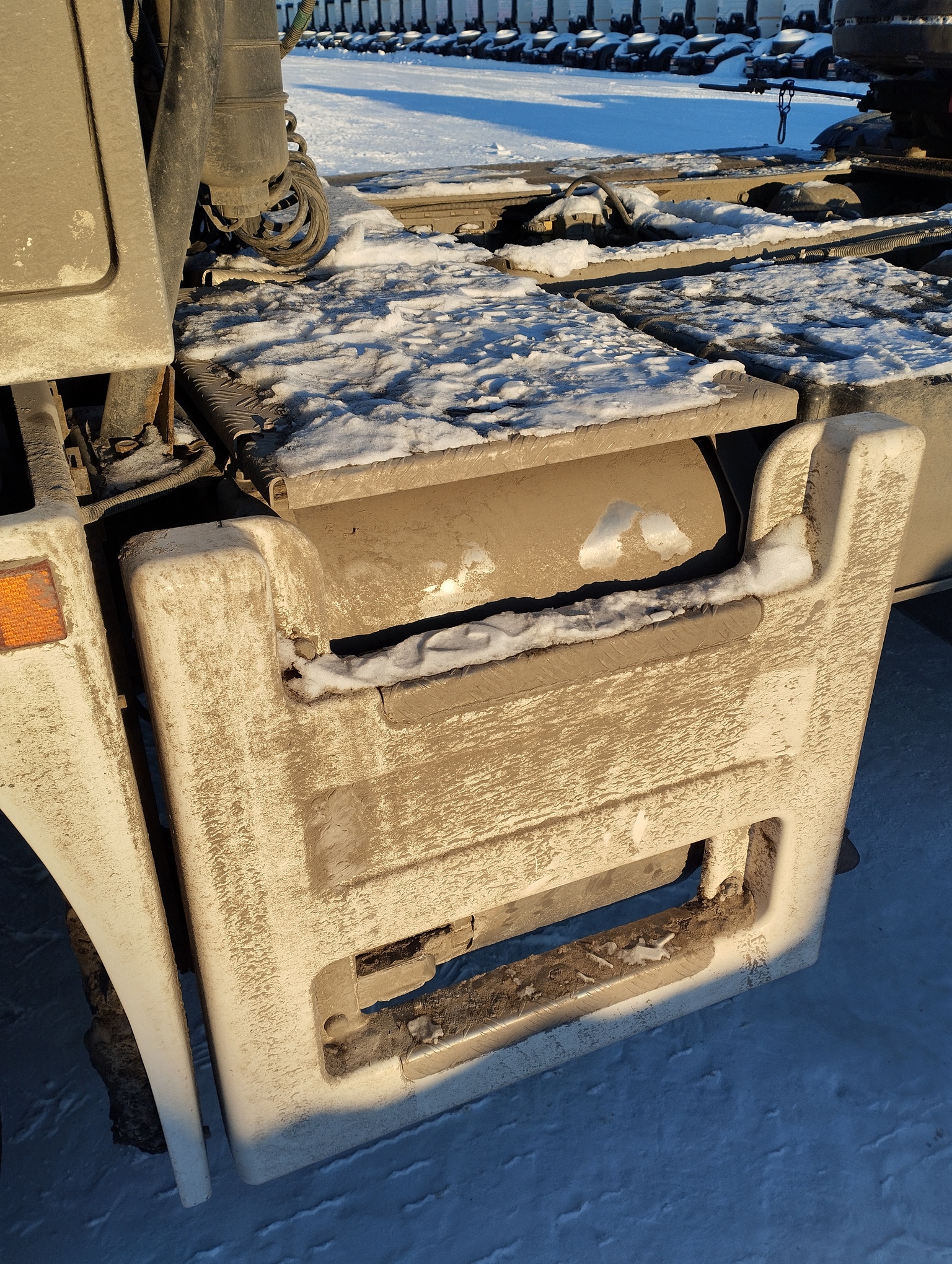 Седельный тягач КАМАЗ 5490-801-DC (газодизель) 2021 г. - фото 28