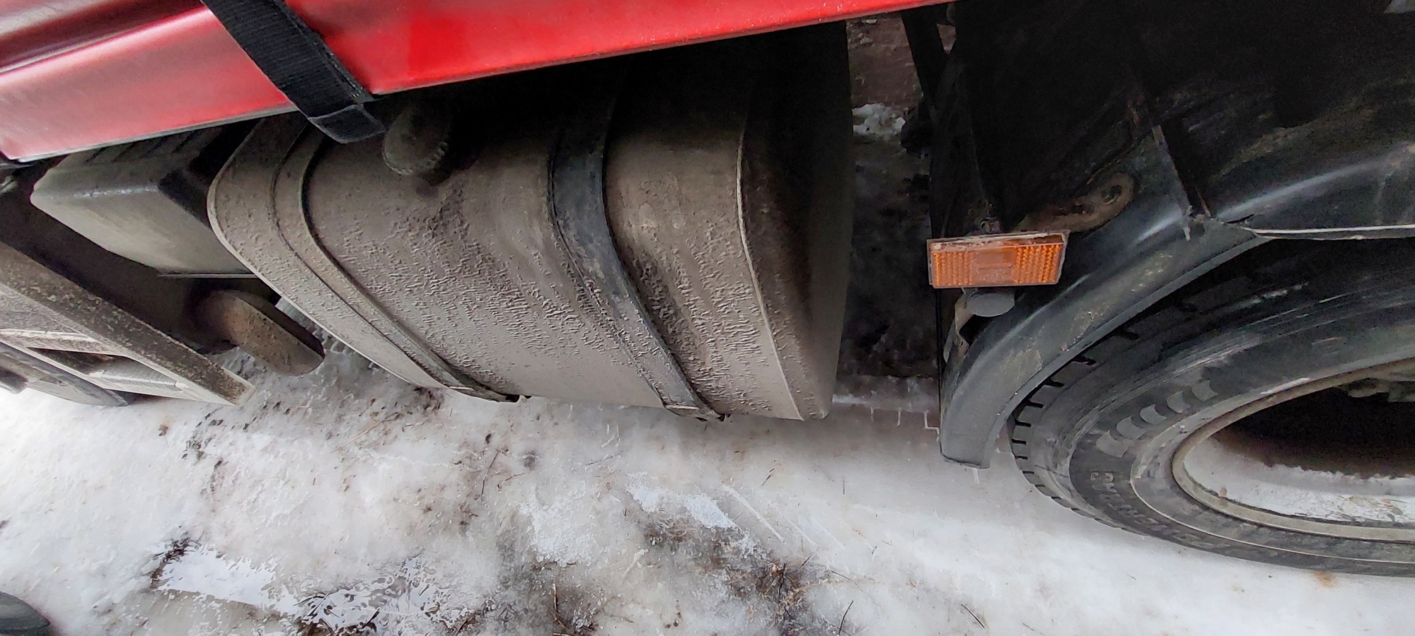 Седельный тягач КАМАЗ 5490-801-DC (газодизель) 2021 г. - фото 31