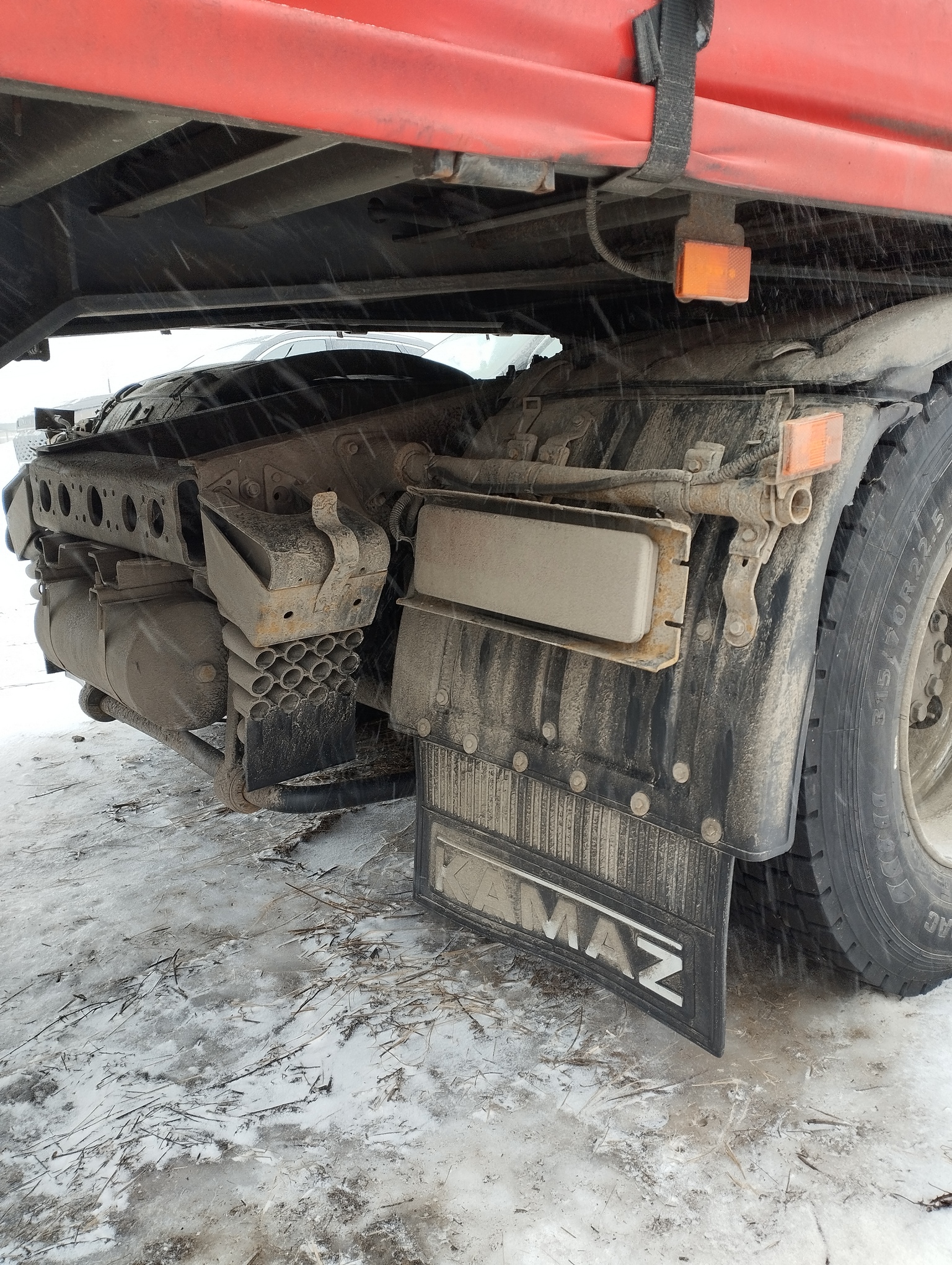 Седельный тягач КАМАЗ 5490-801-DC (газодизель) 2021 г. - фото 70