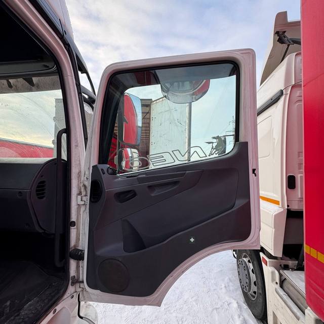 Седельный тягач КАМАЗ 5490-801-DC (газодизель) 2021 г. - фото 27