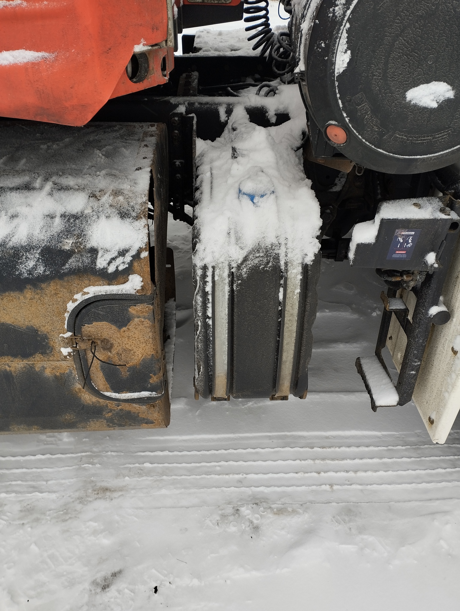 Седельный тягач КАМАЗ 5490-801-DC (газодизель) 2021 г. - фото 19