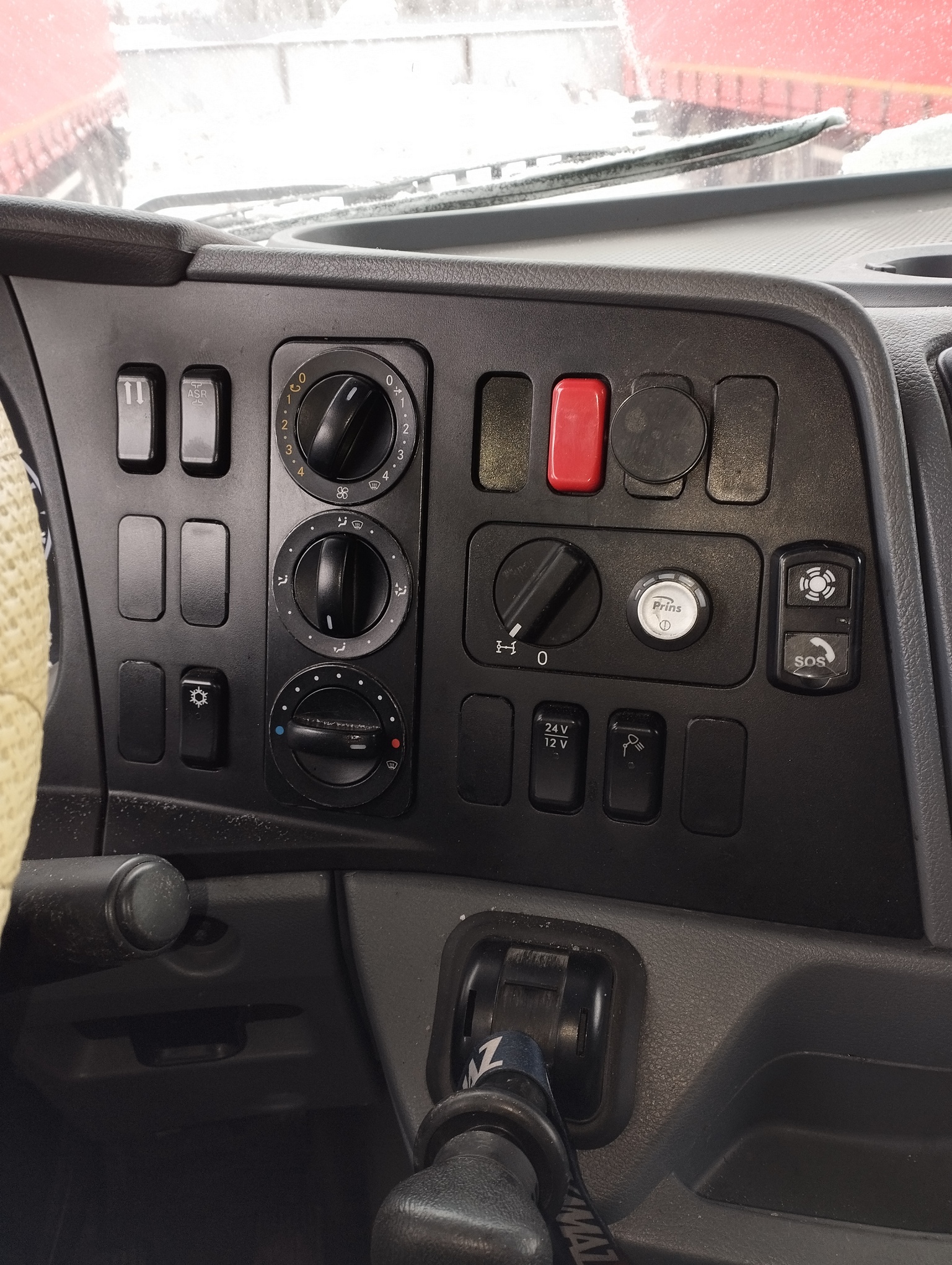 Седельный тягач КАМАЗ 5490-801-DC (газодизель) 2021 г. - фото 42