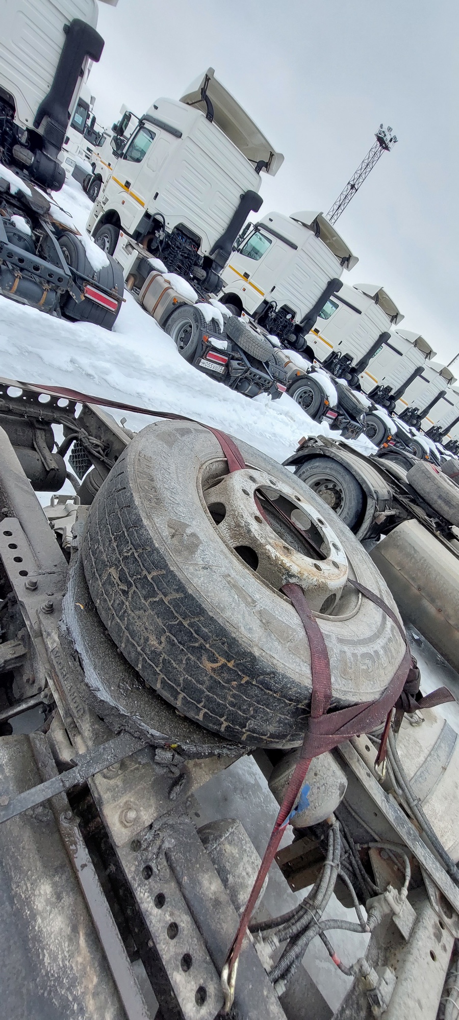 Седельный тягач КАМАЗ 5490-801-DC (газодизель) 2021 г. - фото 17