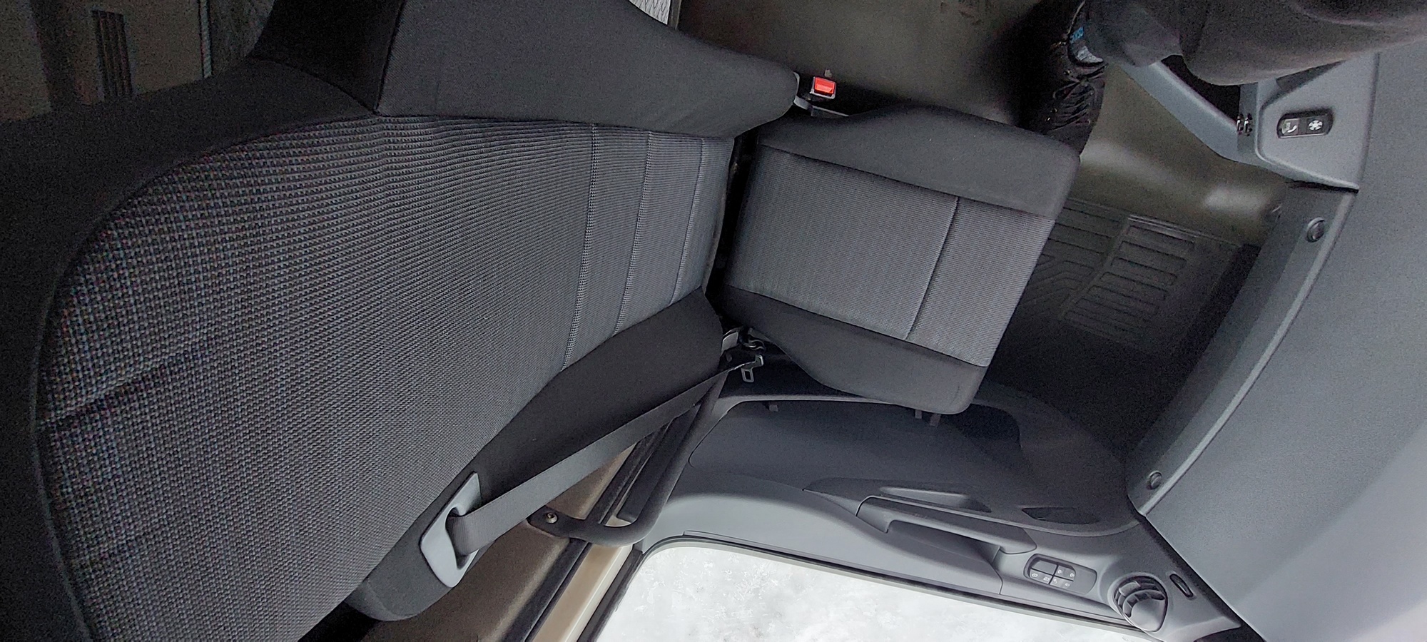 Седельный тягач КАМАЗ 5490-801-DC (газодизель) 2021 г. - фото 39