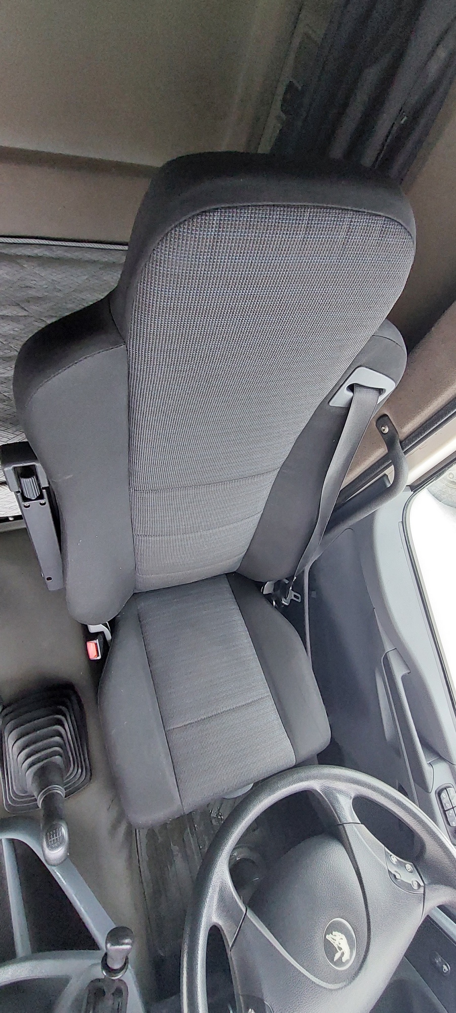 Седельный тягач КАМАЗ 5490-801-DC (газодизель) 2021 г. - фото 40