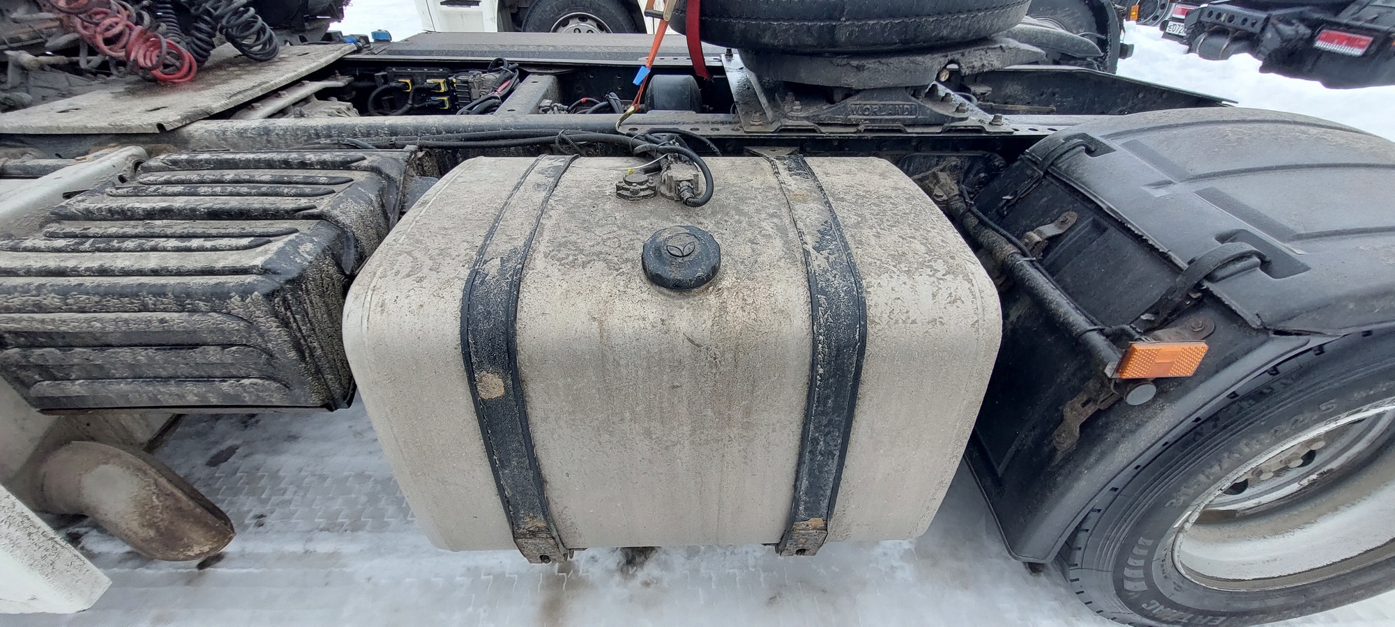 Седельный тягач КАМАЗ 5490-801-DC (газодизель) 2021 г. - фото 25