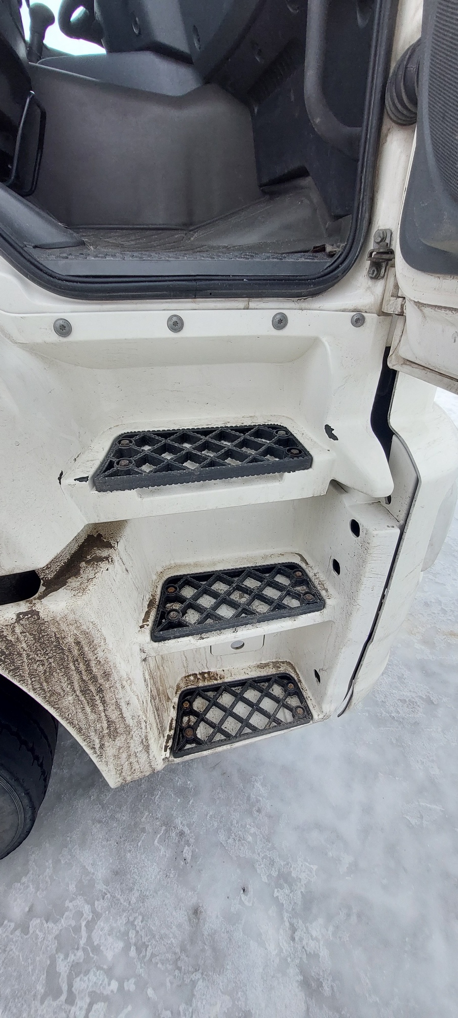 Седельный тягач КАМАЗ 5490-801-DC (газодизель) 2021 г. - фото 17