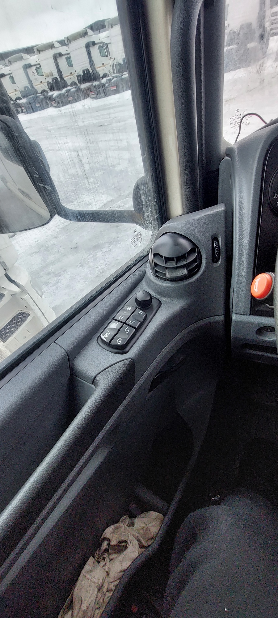 Седельный тягач КАМАЗ 5490-801-DC (газодизель) 2021 г. - фото 42