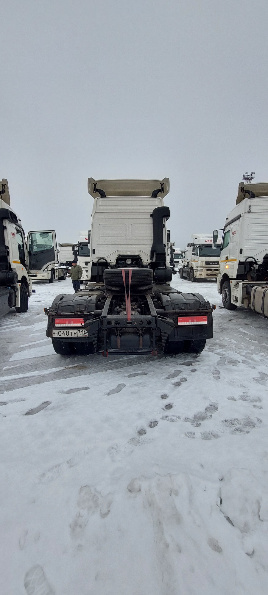 Седельный тягач КАМАЗ 5490-801-DC (газодизель) 2021 г. - фото 28