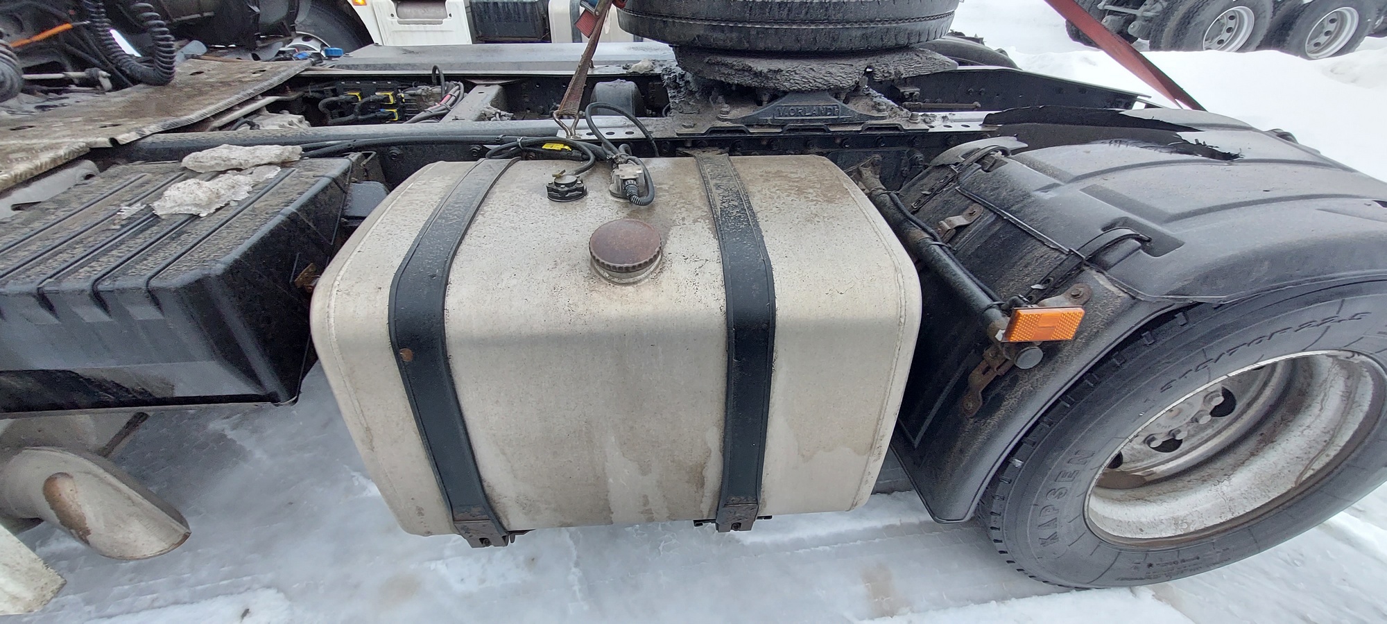 Седельный тягач КАМАЗ 5490-801-DC (газодизель) 2021 г. - фото 32