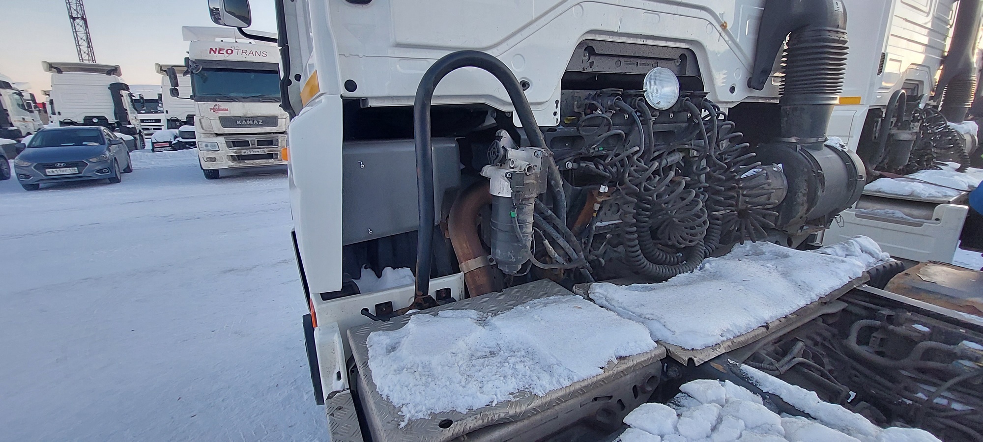 Седельный тягач КАМАЗ 5490-801-DC (газодизель) 2021 г. - фото 27