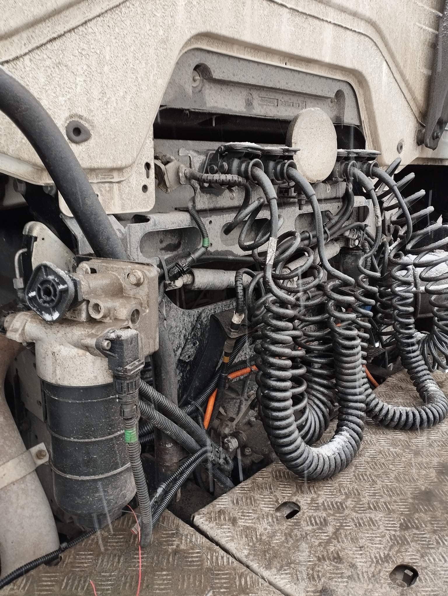 Седельный тягач КАМАЗ 5490-801-DC (газодизель) 2021 г. - фото 35