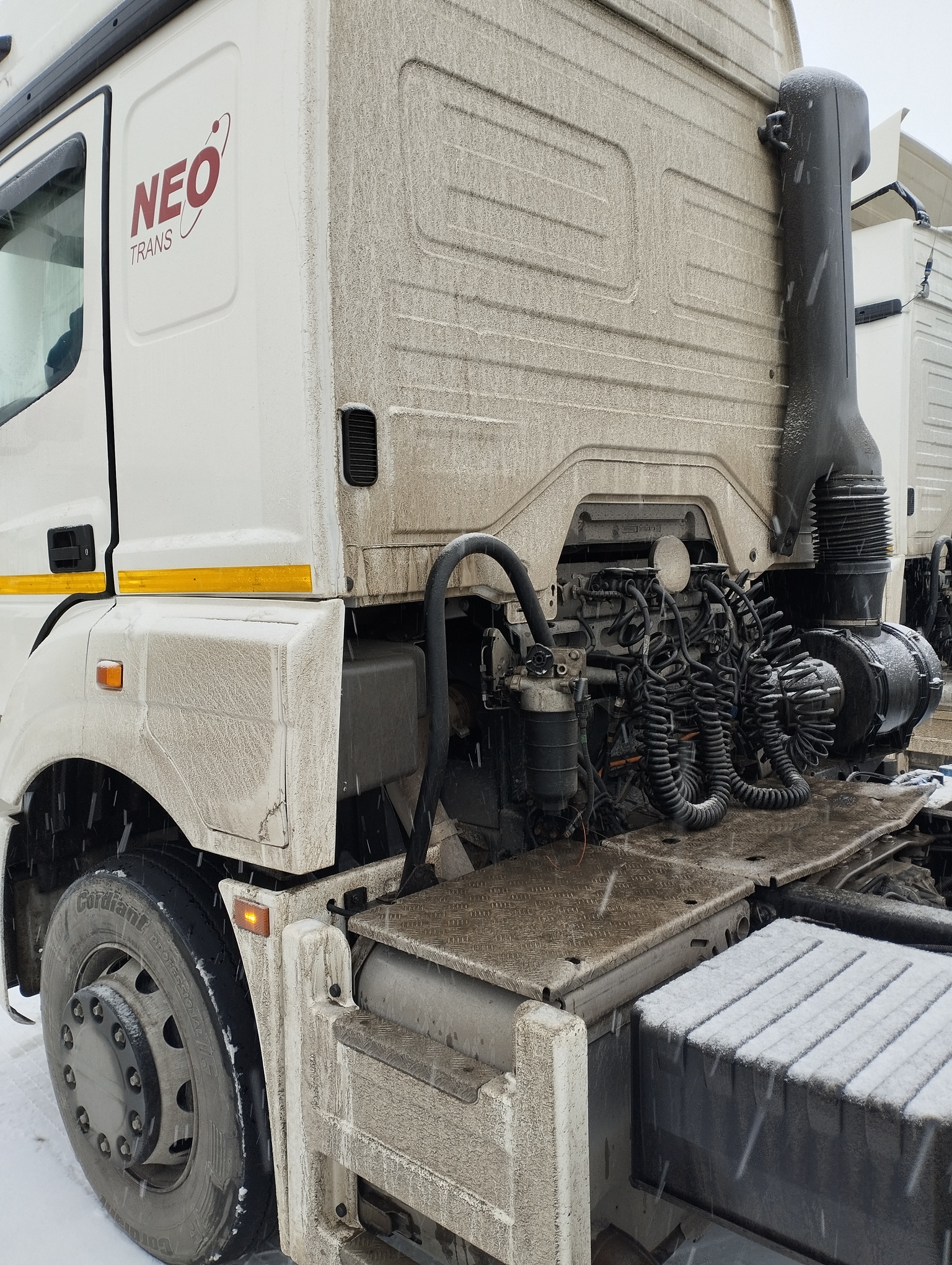 Седельный тягач КАМАЗ 5490-801-DC (газодизель) 2021 г. - фото 36