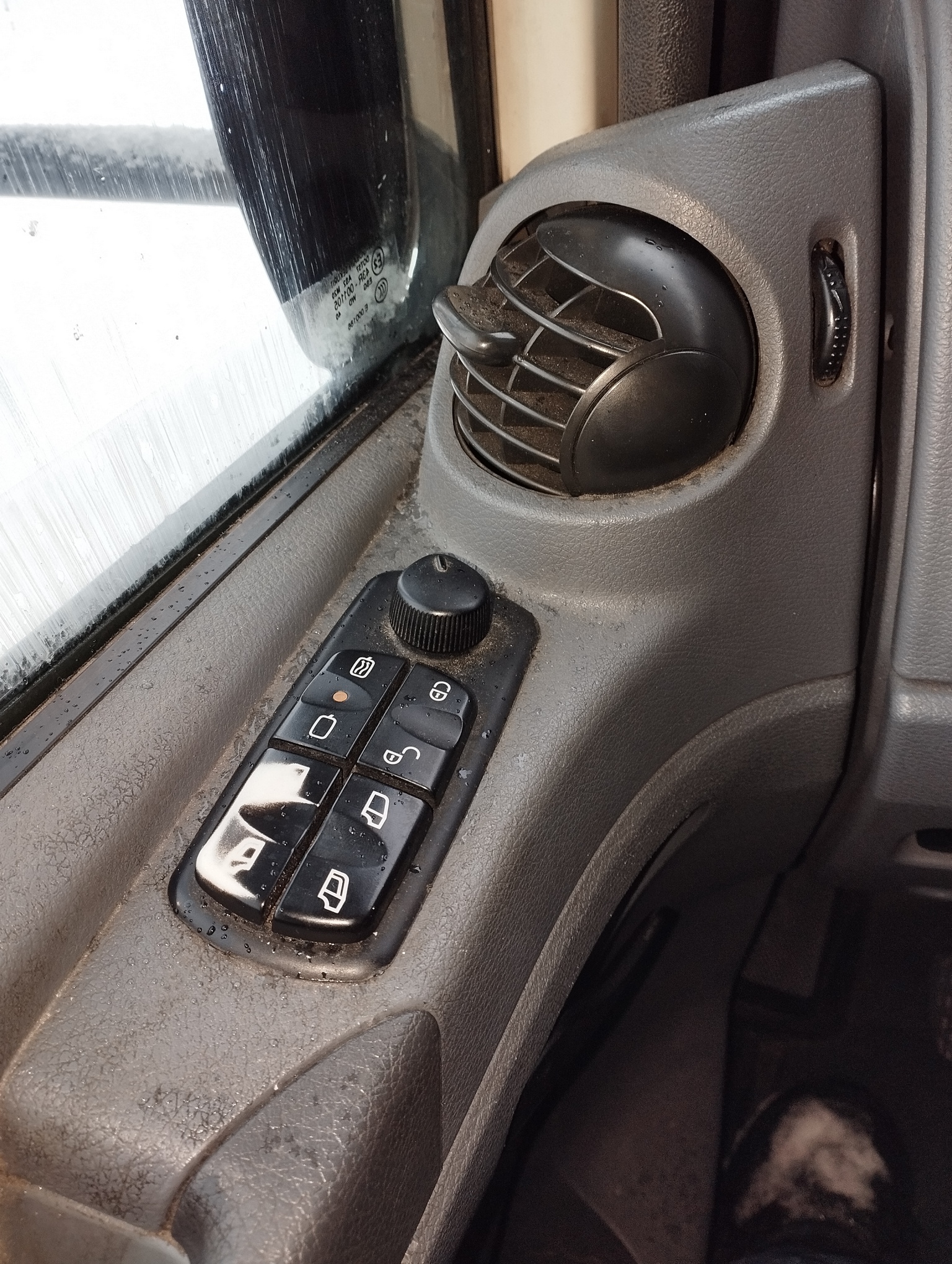 Седельный тягач КАМАЗ 5490-801-DC (газодизель) 2021 г. - фото 45