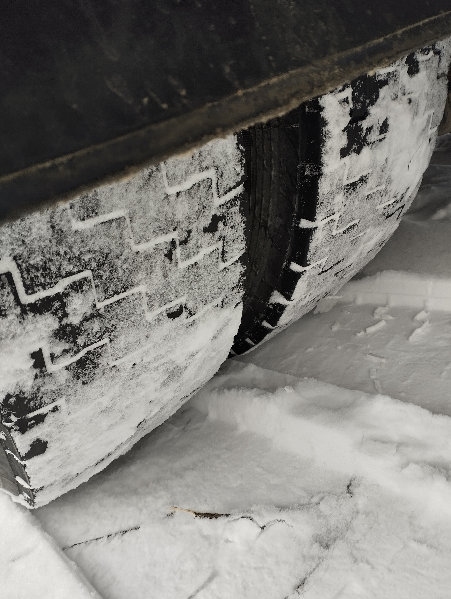 Седельный тягач КАМАЗ 5490-801-DC (газодизель) 2021 г. - фото 25