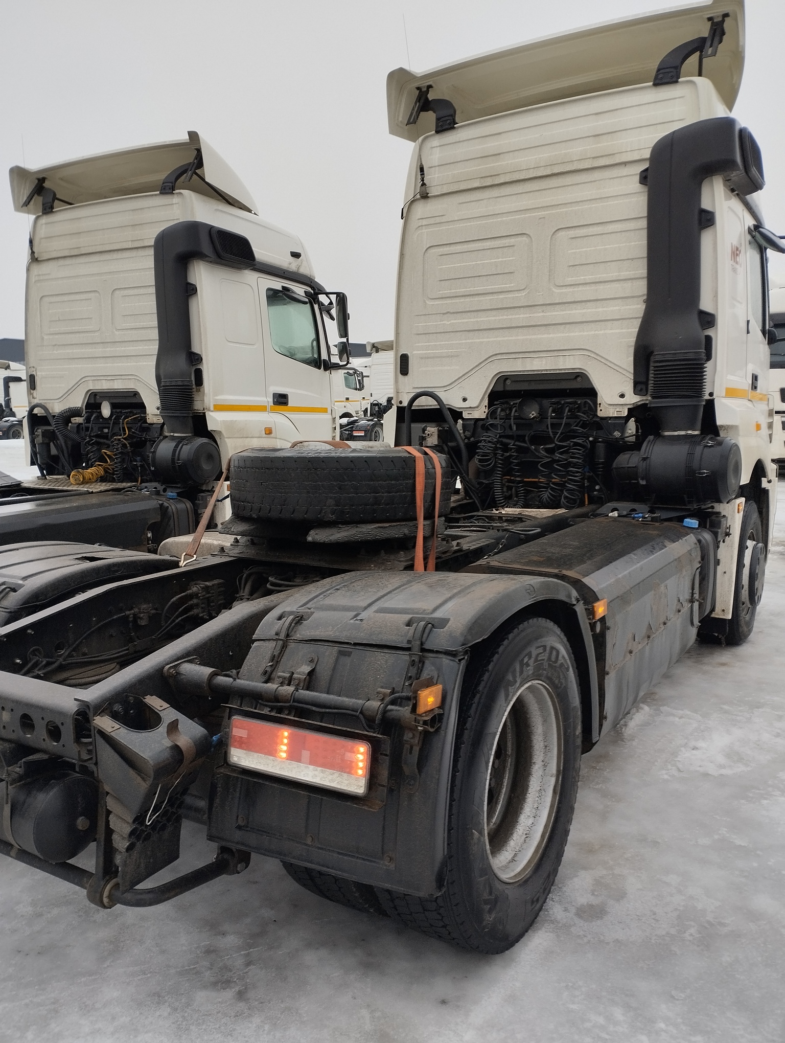 Седельный тягач КАМАЗ 5490-801-DC (газодизель) 2021 г. - фото 26