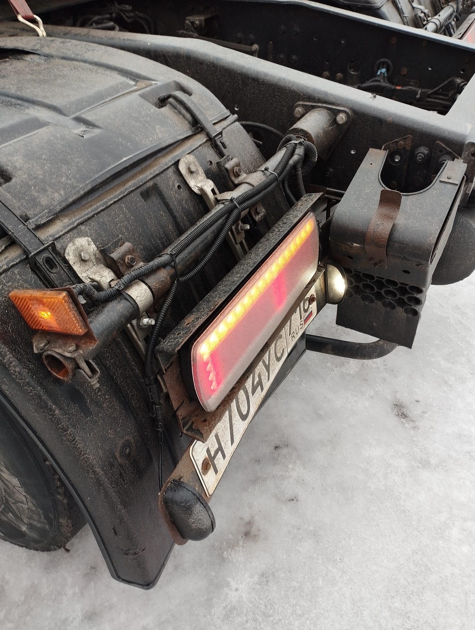 Седельный тягач КАМАЗ 5490-801-DC (газодизель) 2021 г. - фото 29