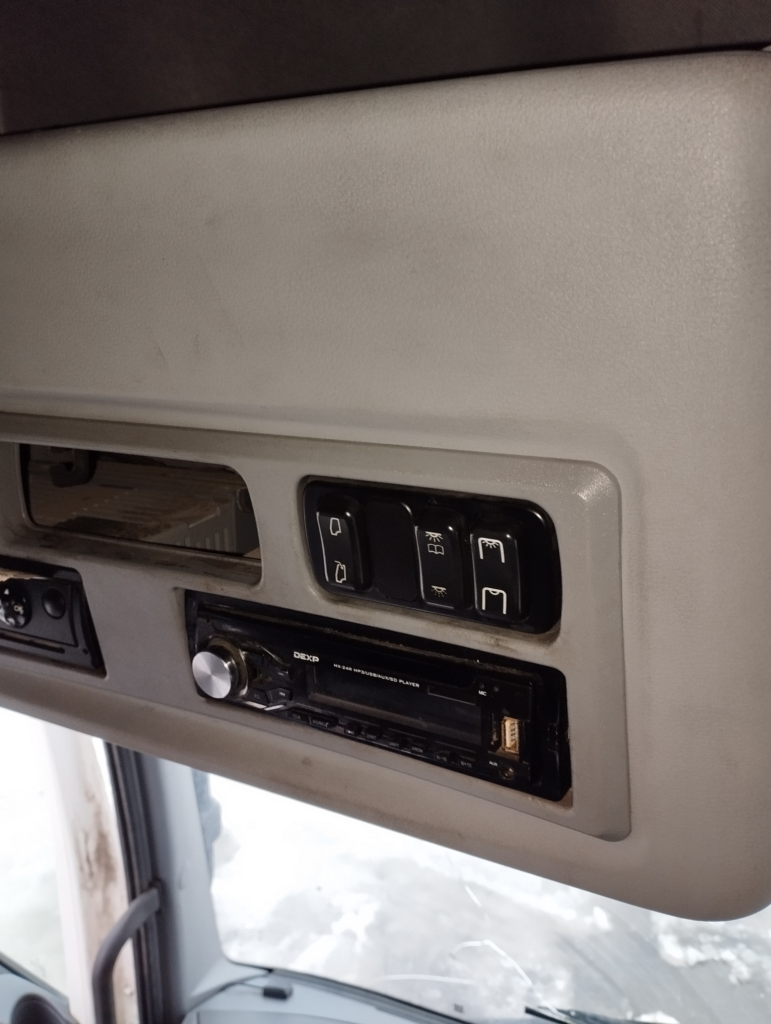 Седельный тягач КАМАЗ 5490-801-DC (газодизель) 2021 г. - фото 57