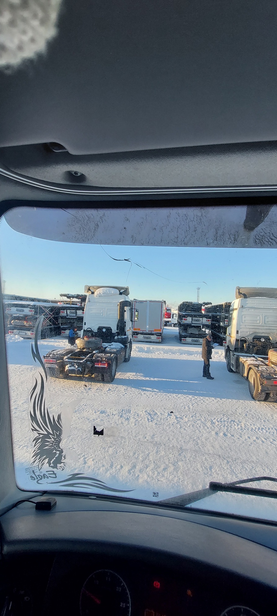 Седельный тягач КАМАЗ 5490-801-DC (газодизель) 2021 г. - фото 27