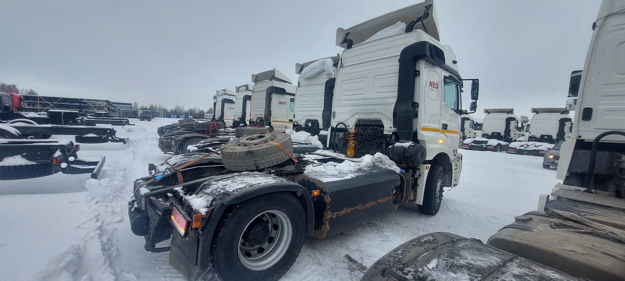 Седельный тягач КАМАЗ 5490-801-DC (газодизель) 2021 г. - фото 12