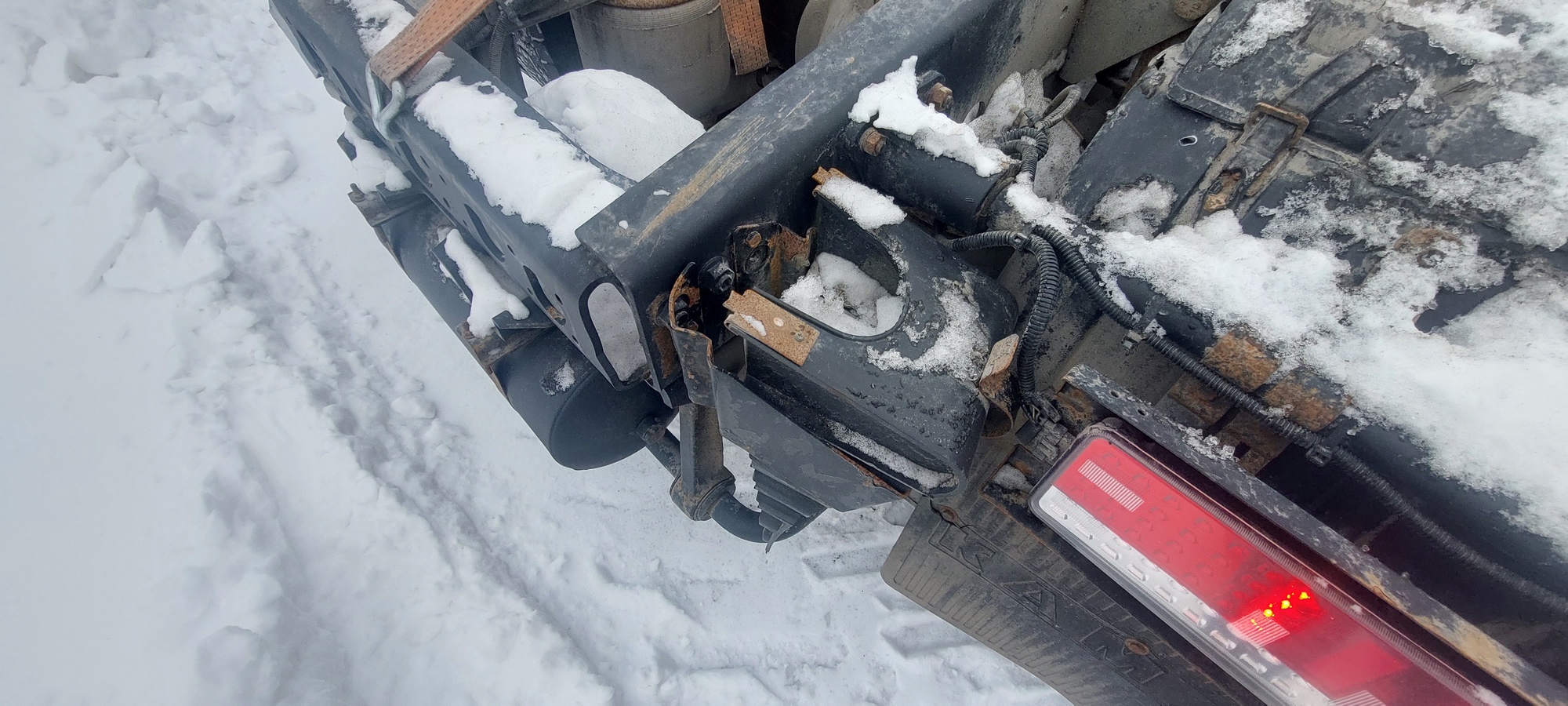 Седельный тягач КАМАЗ 5490-801-DC (газодизель) 2021 г. - фото 16