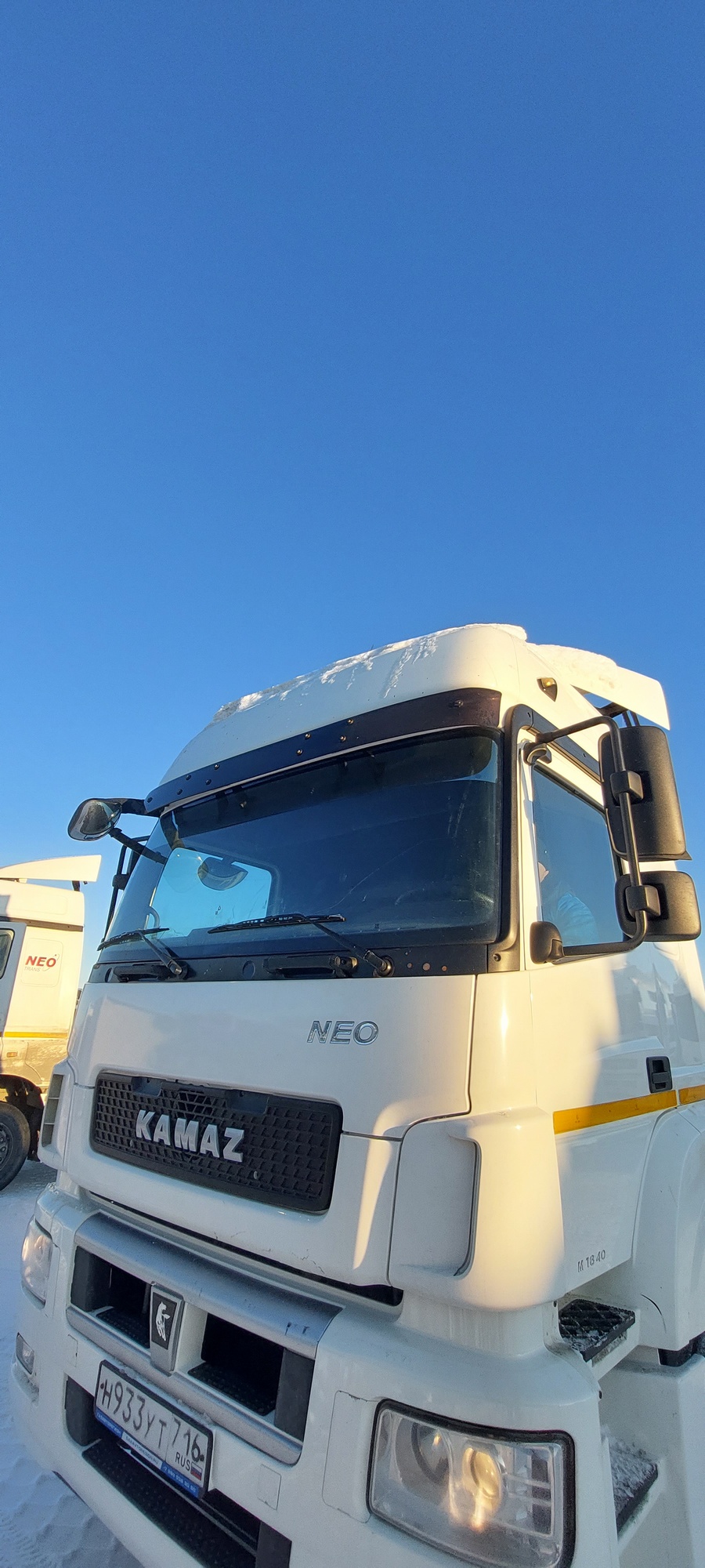 Седельный тягач КАМАЗ 5490-801-DC (газодизель) 2021 г. - фото 24