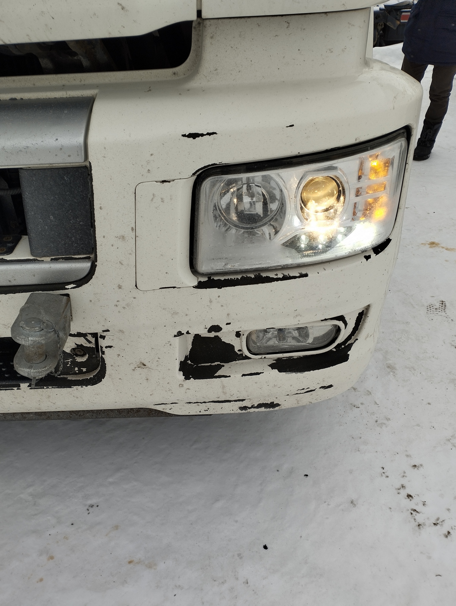 Седельный тягач КАМАЗ 5490-801-DC (газодизель) 2021 г. - фото 9