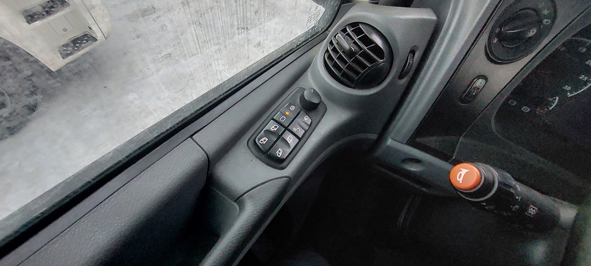 Седельный тягач КАМАЗ 5490-801-DC (газодизель) 2021 г. - фото 41