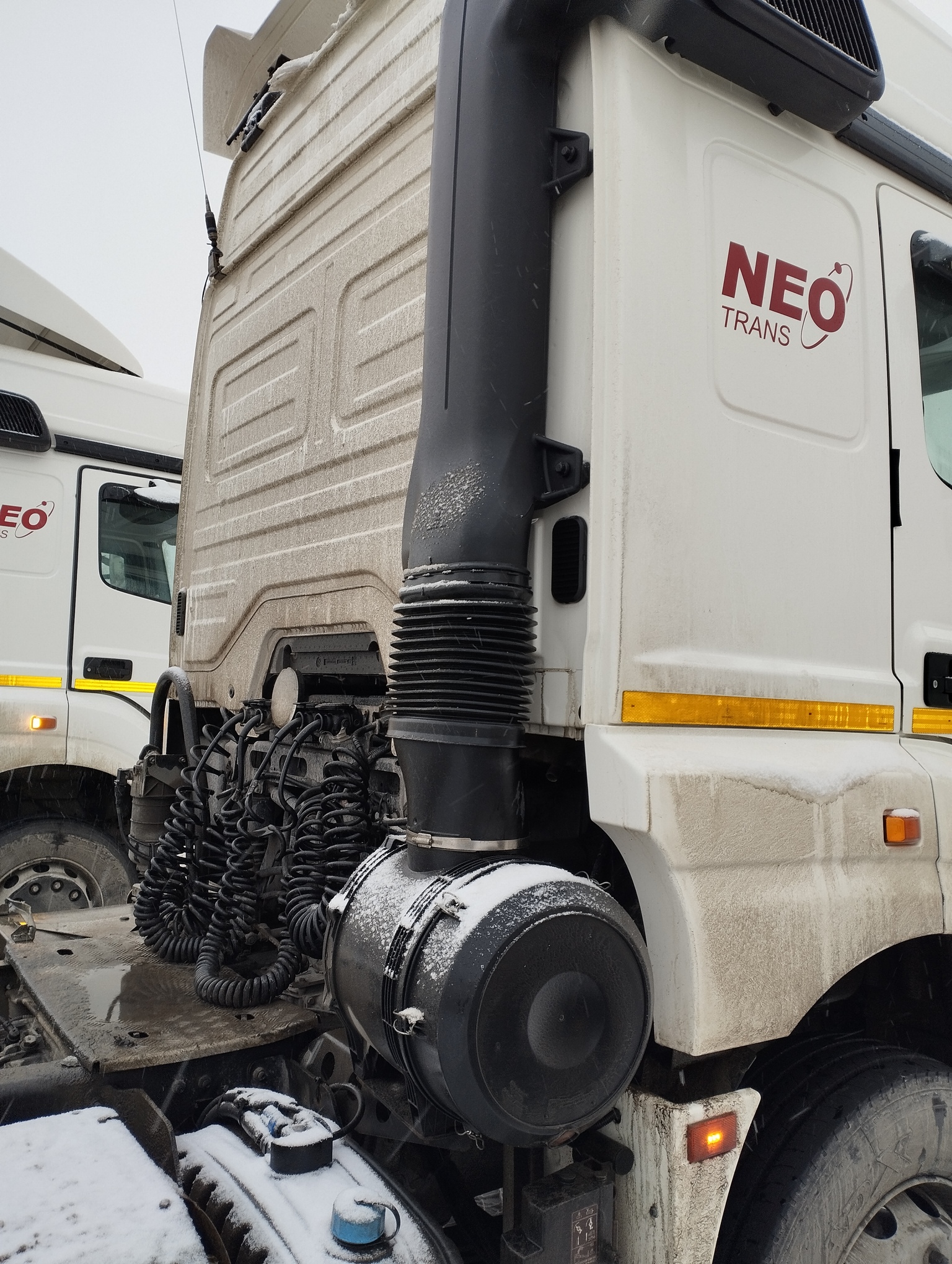 Седельный тягач КАМАЗ 5490-801-DC (газодизель) 2021 г. - фото 15