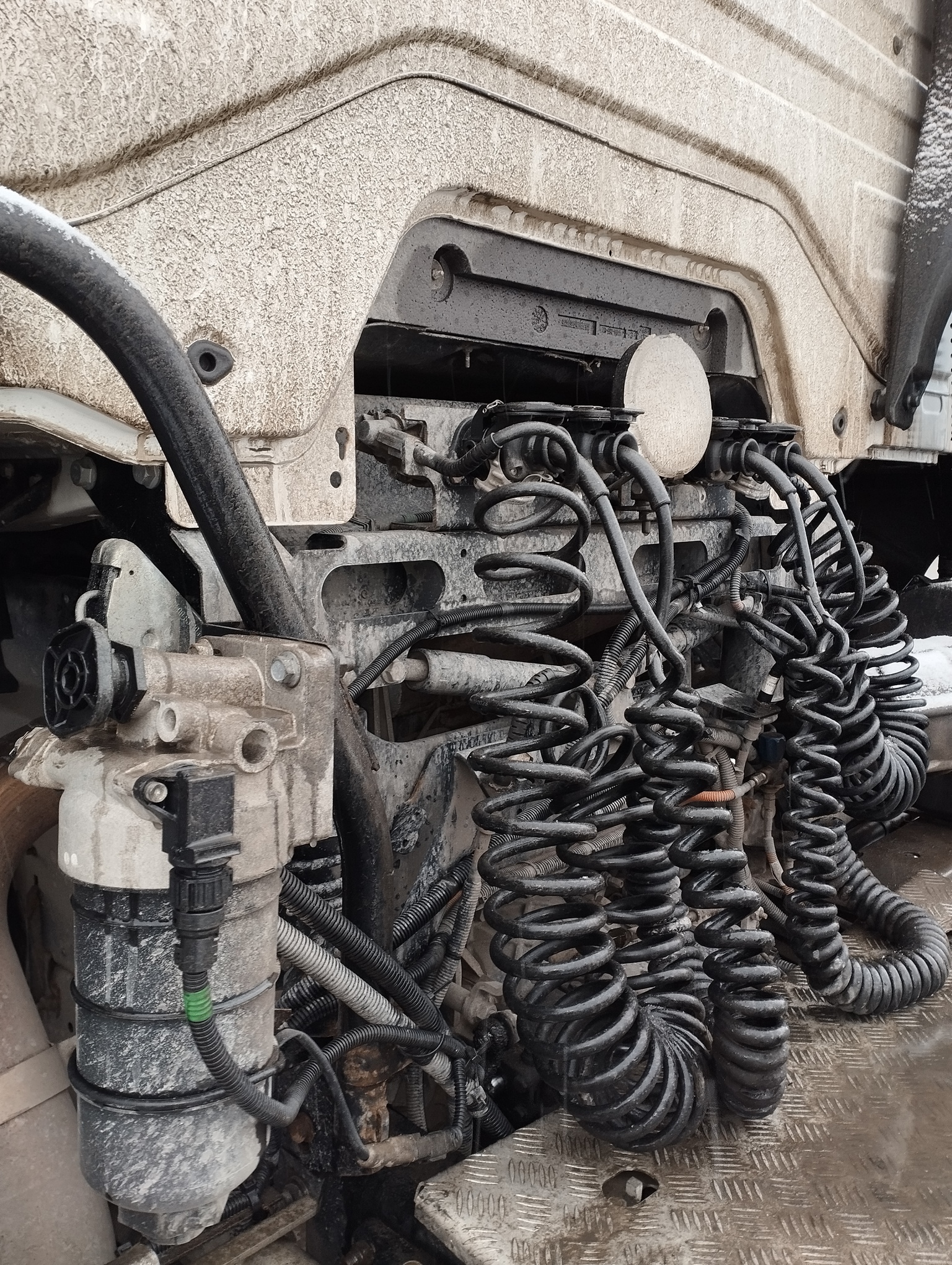 Седельный тягач КАМАЗ 5490-801-DC (газодизель) 2021 г. - фото 33