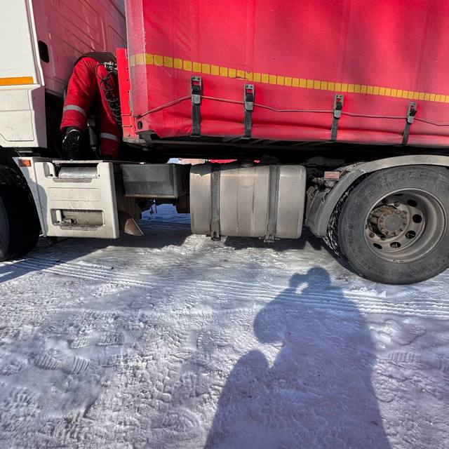 Седельный тягач КАМАЗ 5490-801-DC (газодизель) 2021 г. - фото 37