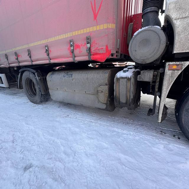 Седельный тягач КАМАЗ 5490-801-DC (газодизель) 2021 г. - фото 38