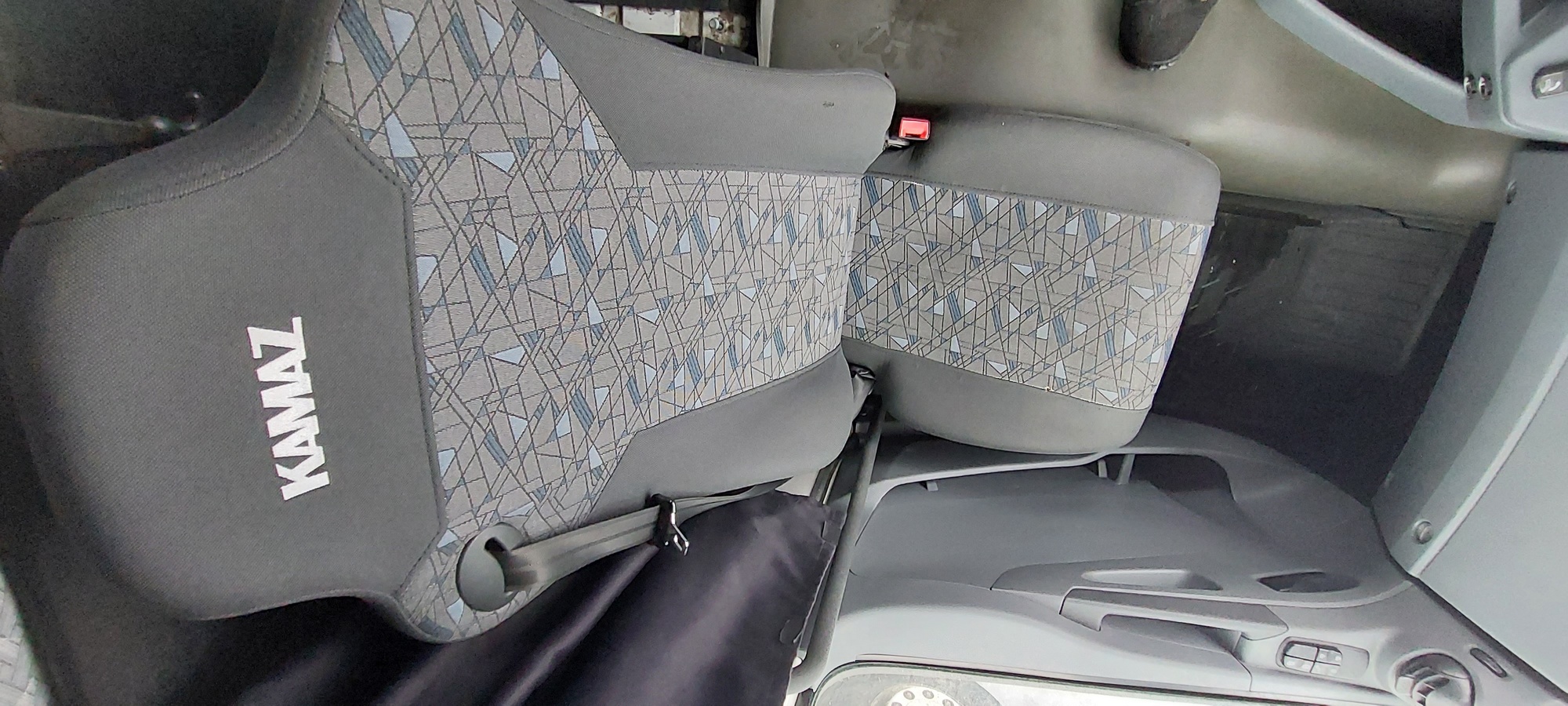 Седельный тягач КАМАЗ 5490-801-DC (газодизель) 2021 г. - фото 51