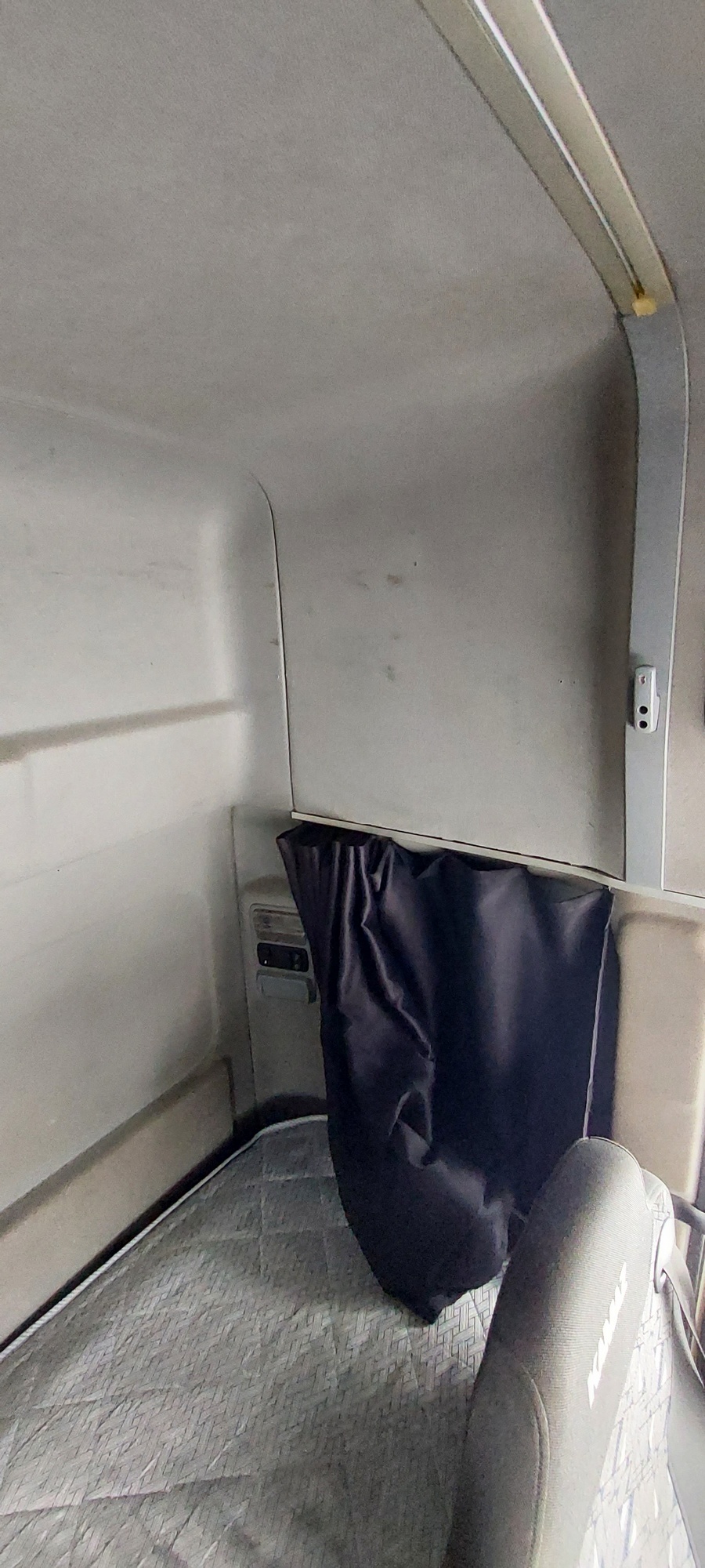 Седельный тягач КАМАЗ 5490-801-DC (газодизель) 2021 г. - фото 58