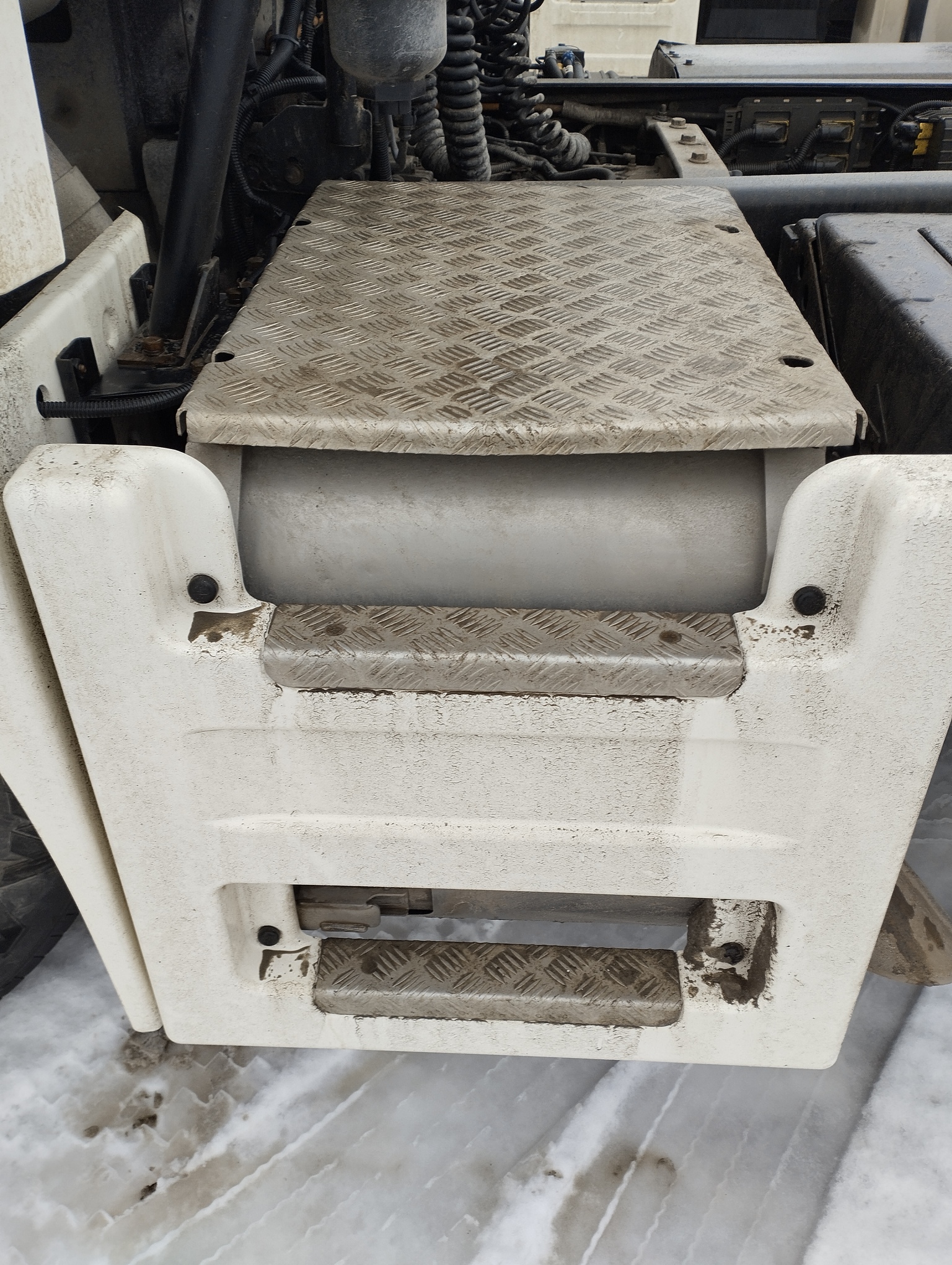 Седельный тягач КАМАЗ 5490-801-DC (газодизель) 2021 г. - фото 39