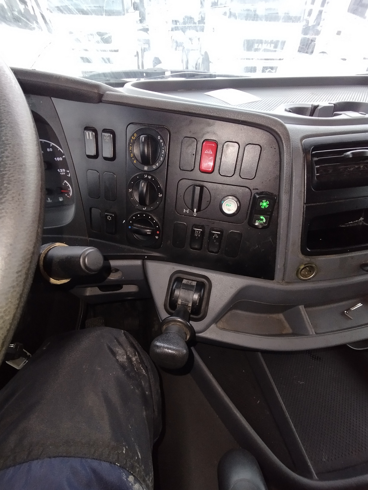 Седельный тягач КАМАЗ 5490-801-DC (газодизель) 2021 г. - фото 55