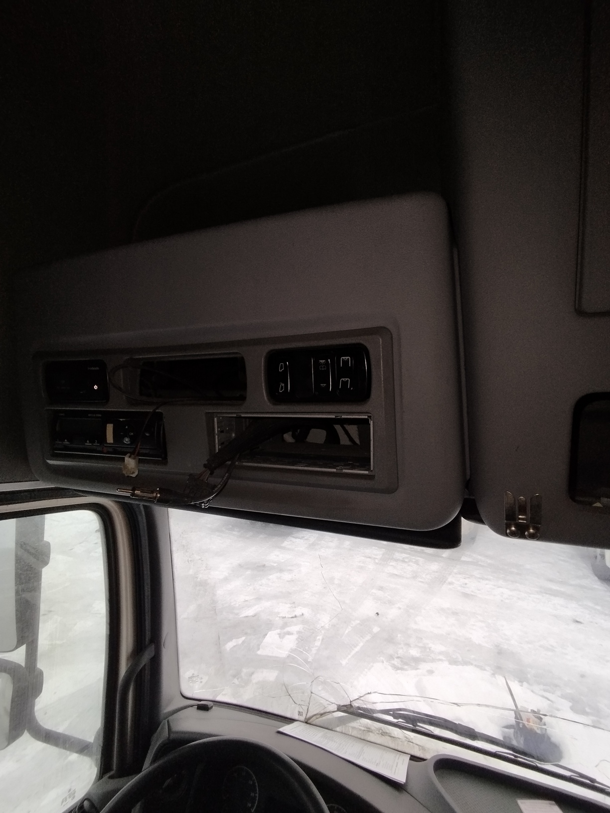 Седельный тягач КАМАЗ 5490-801-DC (газодизель) 2021 г. - фото 58